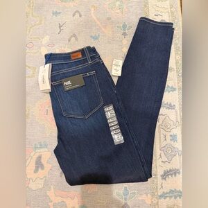 PAIGE Women's Hoxton Skinny Jeans